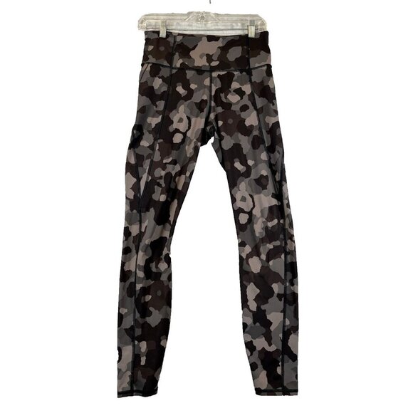 Athleta Lightning 7/8 Leggings Gray Camouflage Size Small Tall ST pockets - Picture 1 of 10
